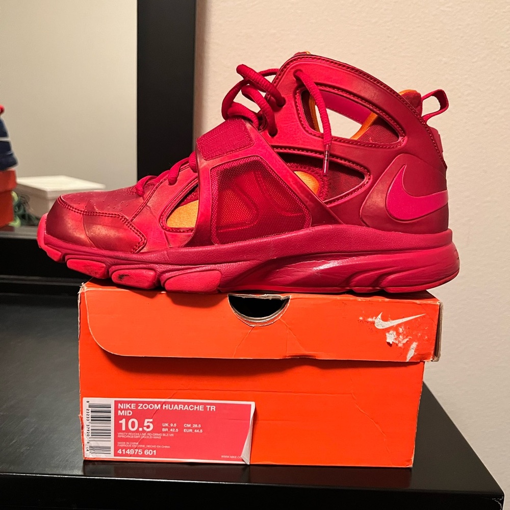 Nike Zoom Huarache Tr Mid DC Comic’s superhero “The Flash”